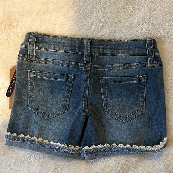 NWT, hippie girl, girls, regular rise shortie jean shorts, adj waistband - Picture 6 of 6